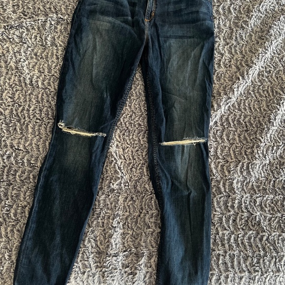 DESIGNER CLOTHES REDUCTION!! PLEASE COME TAKE A LOOK - MULTIPLE ITEMS - Picture 11 of 15